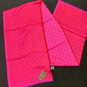 Gucci scarf